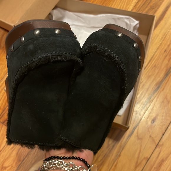 Black Aubriana UGG size 5 - Picture 8 of 10